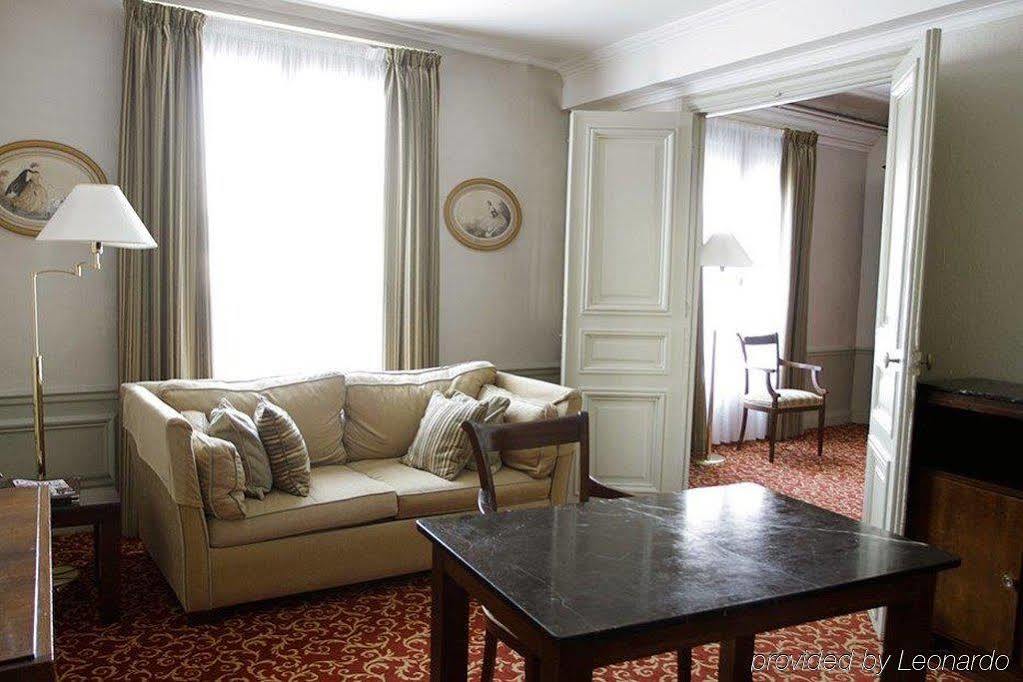 Hotel Langlois Paris Exterior foto