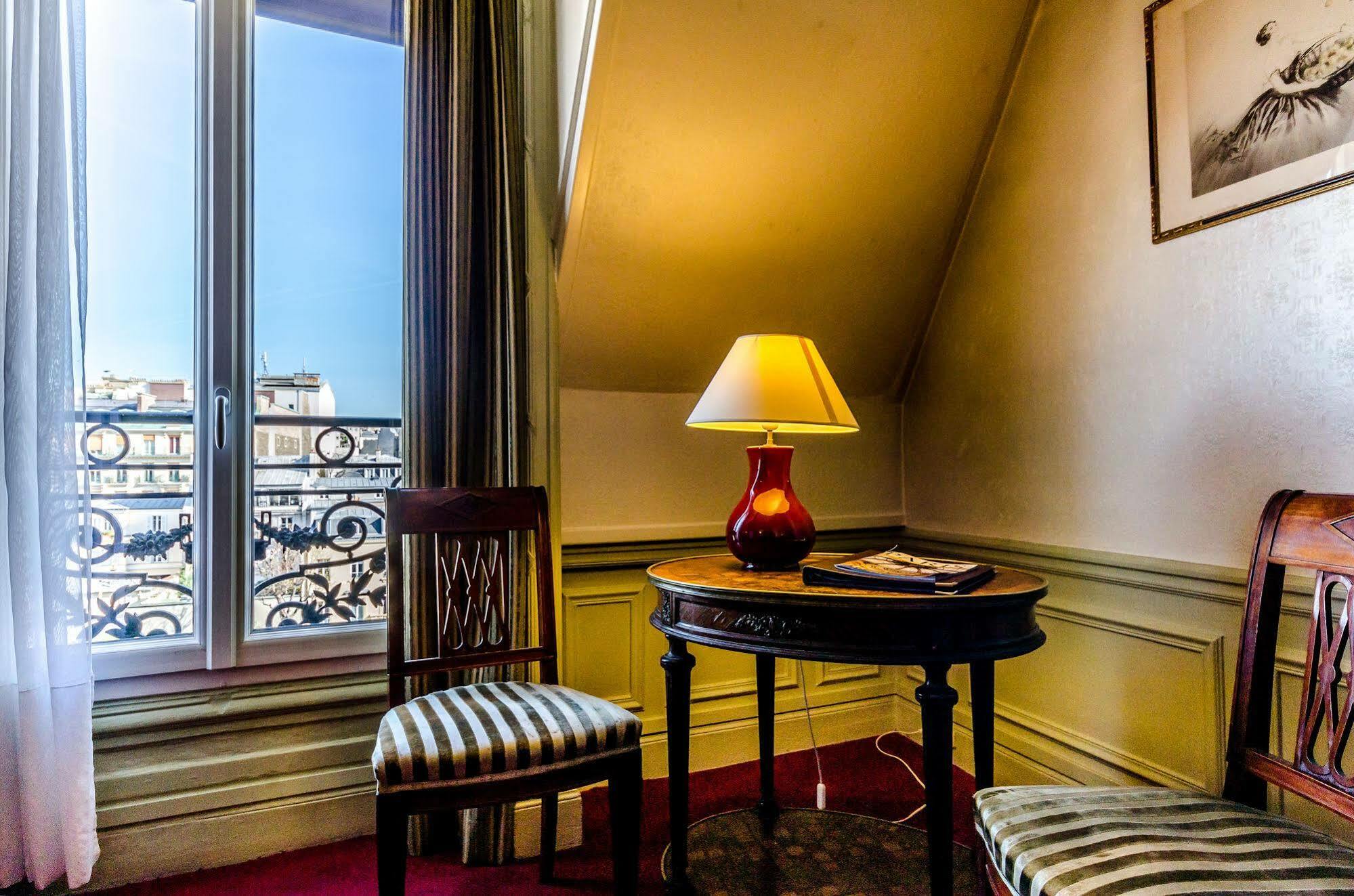 Hotel Langlois Paris Exterior foto